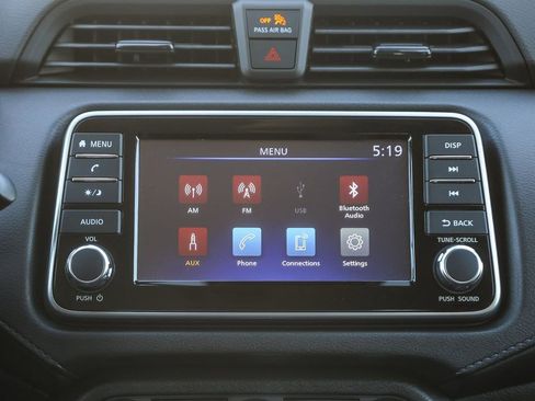 Used 2025 Nissan Versa S w/ Trunk Package FWD image 13
