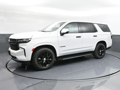 Used 2023 Chevrolet Tahoe LT w/ Luxury Package AWD/4WD image 1