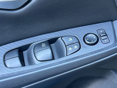 Certified 2025 Nissan Sentra SV w/ All-Weather Package FWD image 14