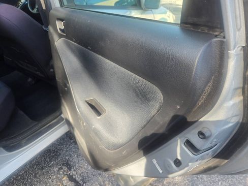 Used 2007 Toyota Matrix XR FWD image 29