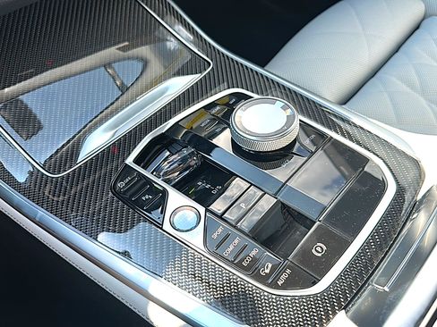 New 2026 BMW X5 M60i AWD/4WD image 25