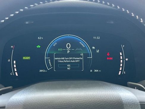 Used 2025 Toyota Camry SE FWD image 30
