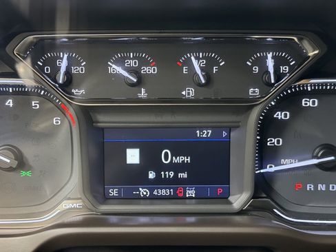 Used 2019 GMC Sierra 1500 SLT w/ SLT Premium Plus Package image 31