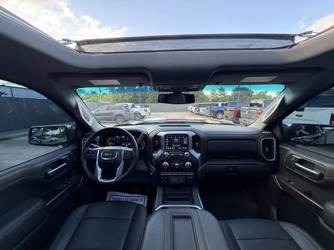 Used 2021 GMC Sierra 1500 SLT RWD image 18
