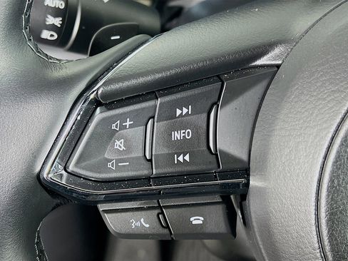 Used 2025 MAZDA CX-5 Signature image 14