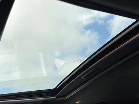 Used 2020 Dodge Challenger GT image 23