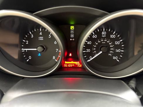 Used 2012 MAZDA MAZDA5 Sport image 15