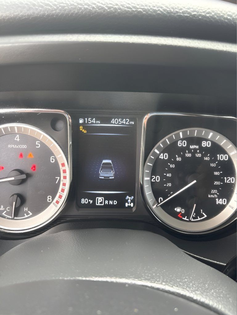Used 2017 Nissan Titan Platinum Reserve AWD/4WD image 20