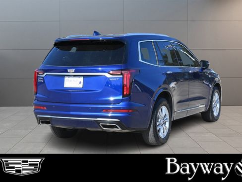 Certified 2023 Cadillac XT6 Luxury image 5