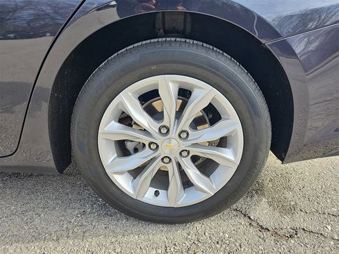 Used 2022 Chevrolet Malibu LT image 33
