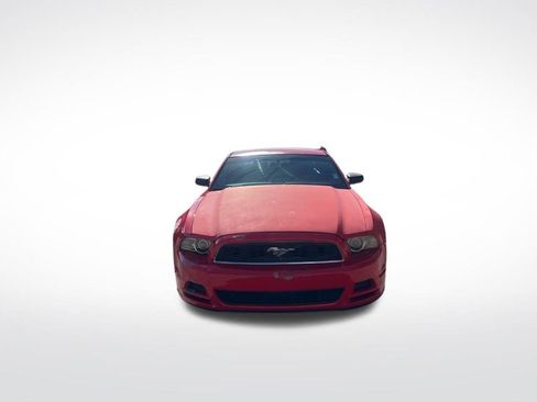 Used 2014 Ford Mustang Coupe RWD image 3