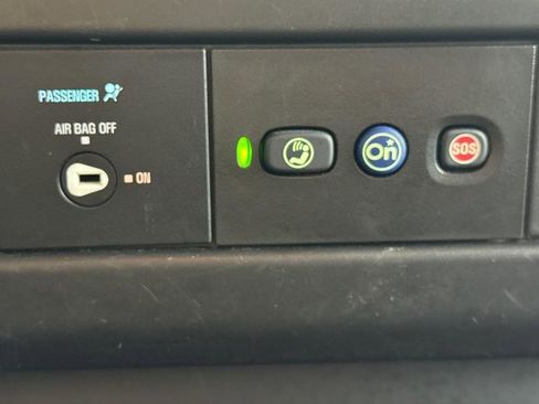 Used 2023 Chevrolet Express 2500 Extended w/ Driver Convenience Package image 18