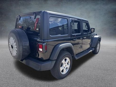 Used 2022 Jeep Wrangler Unlimited Sport image 7