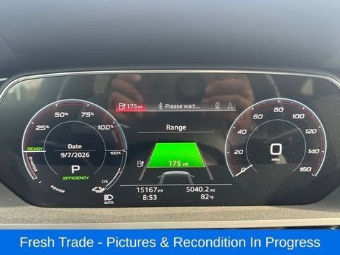 Used 2023 Audi e-tron Premium Plus AWD/4WD image 12