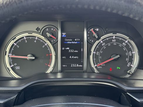 Used 2021 Toyota 4Runner Limited image 26