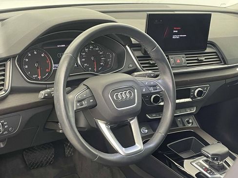 Certified 2023 Audi Q5 2.0T Premium w/ Convenience Package AWD/4WD image 4
