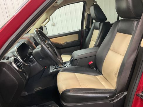 Used 2010 Ford Explorer Eddie Bauer image 11