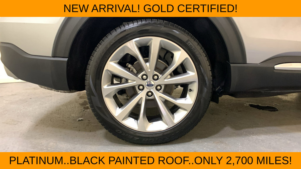 Used 2025 Ford Explorer Platinum w/ Ultimate Package AWD/4WD image 18