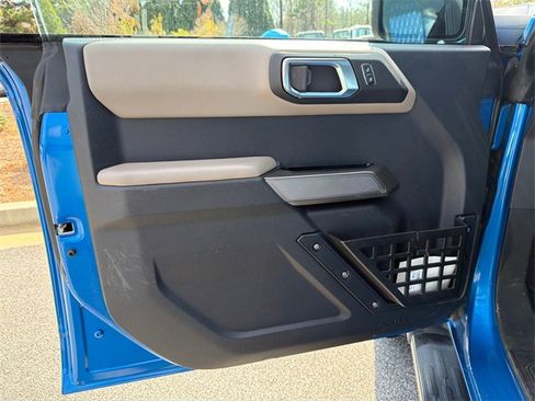 Used 2023 Ford Bronco Wildtrak image 10