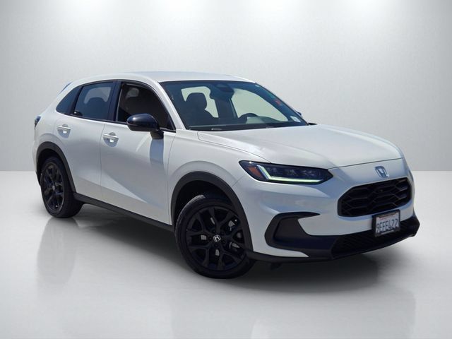 Used 2023 Honda HR-V Sport image 1
