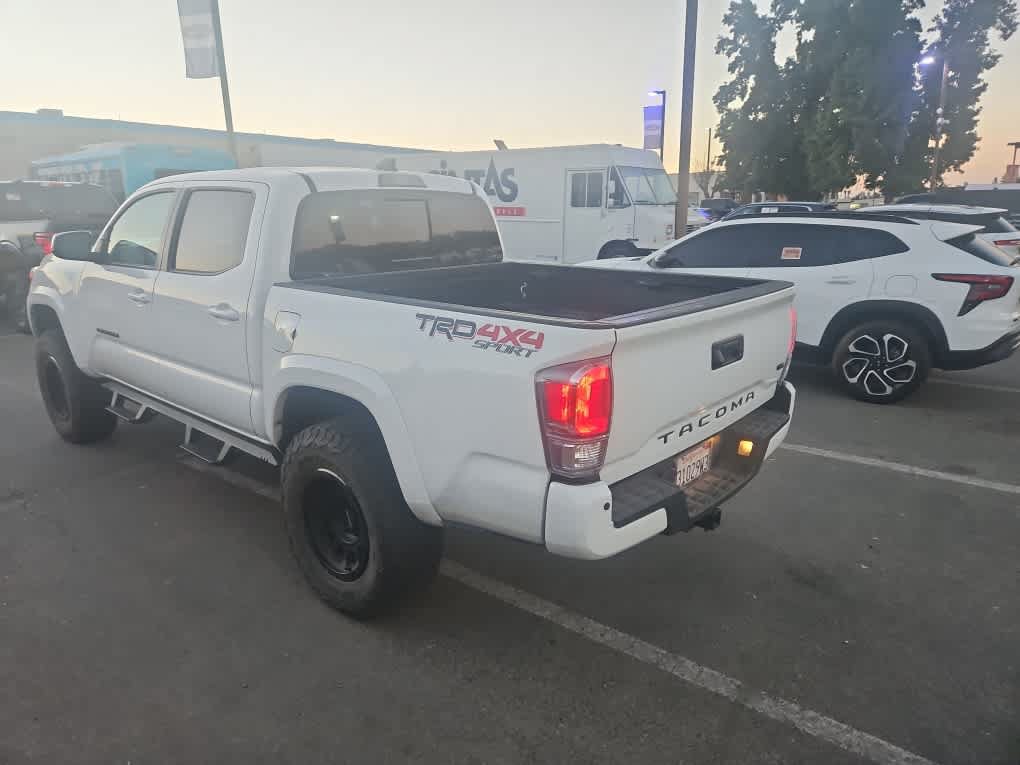 Used 2023 Toyota Tacoma TRD Sport w/ Advanced Technology Package AWD/4WD image 5