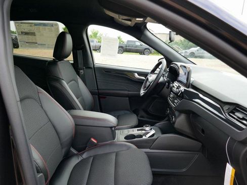 New 2025 Ford Escape ST-Line w/ Equipment Group 301A image 9