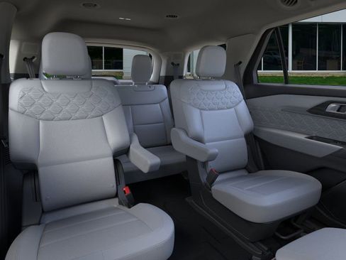 New 2026 Ford Explorer Platinum w/ LUX Leather Package image 11