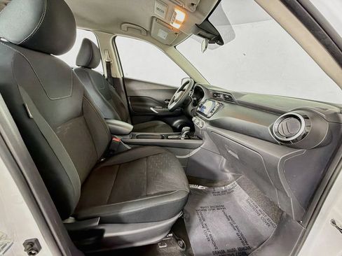 Used 2024 Nissan Kicks SV FWD image 30