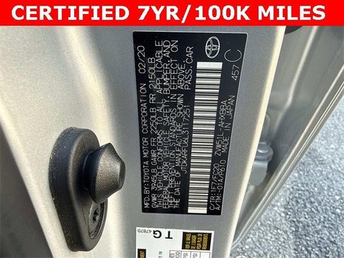 Used 2020 Toyota Prius L Eco image 29