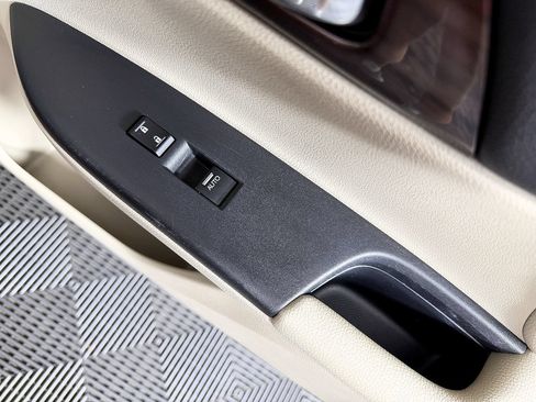 Used 2016 Honda Accord EX-L image 43