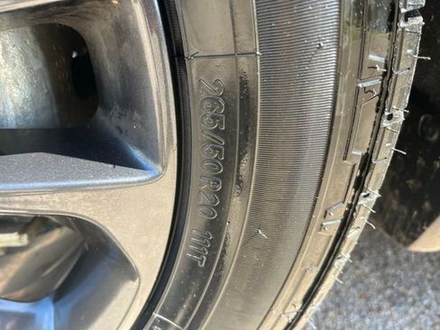 Used 2021 Dodge Durango GT image 13