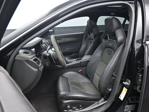 Used 2018 Cadillac CTS V w/ Carbon Fibre Package RWD image 23
