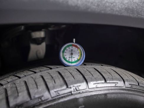 Used 2021 Mercedes-Benz GLS 450 4MATIC image 29