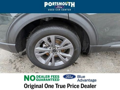 Used 2022 Ford Explorer XLT w/ Equipment Group 202A image 30