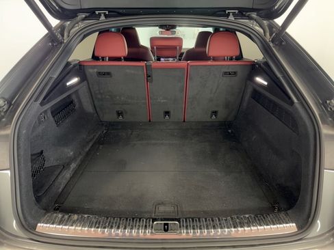 Used 2023 Audi SQ8 Prestige w/ Prestige Package AWD/4WD image 28