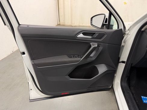 Used 2021 Volkswagen Tiguan S FWD image 19