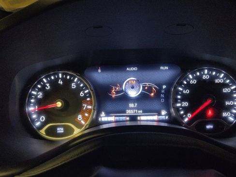 Used 2022 Jeep Renegade Latitude AWD/4WD image 23