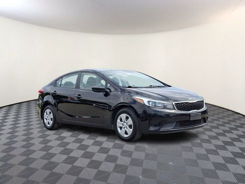 Used 2018 Kia Forte LX w/ LX Rear Camera Package FWD image 4