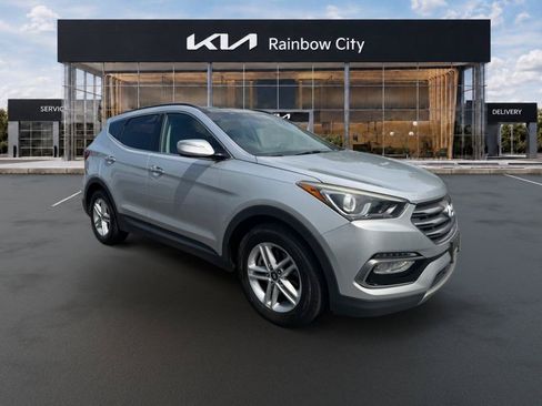 Used 2017 Hyundai Santa Fe Sport w/ 2.4L Tech Package 04 FWD image 3