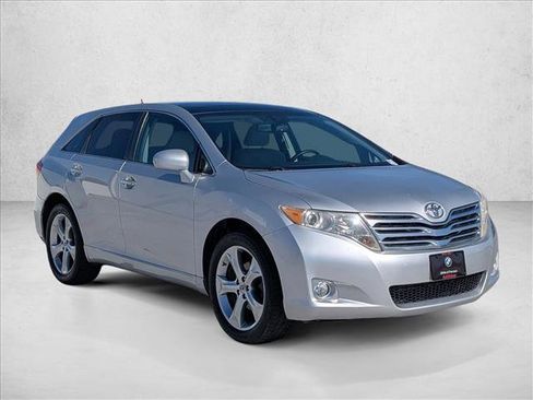 Used 2009 Toyota Venza FWD image 3