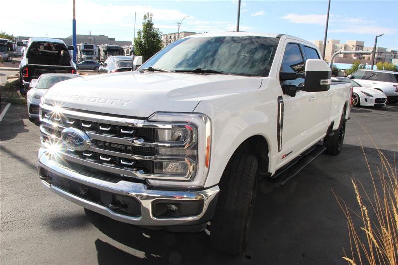 Used 2023 Ford F350 Lariat w/ FX4 Off-Road Package AWD/4WD image 4