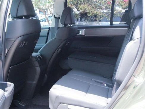 Used 2026 Hyundai Santa Fe SEL FWD image 17