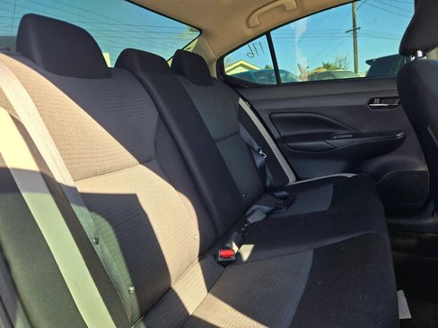 Used 2020 Nissan Versa SV image 17