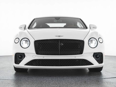Used 2024 Bentley Continental GT image 8