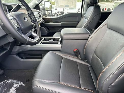 New 2026 Ford F350 Lariat w/ Lariat Ultimate Package image 9