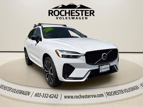 Used 2024 Volvo XC60 B5 Plus w/ Climate Package AWD/4WD image 11