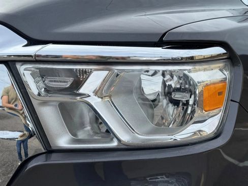 Used 2022 RAM 1500 Big Horn AWD/4WD image 10