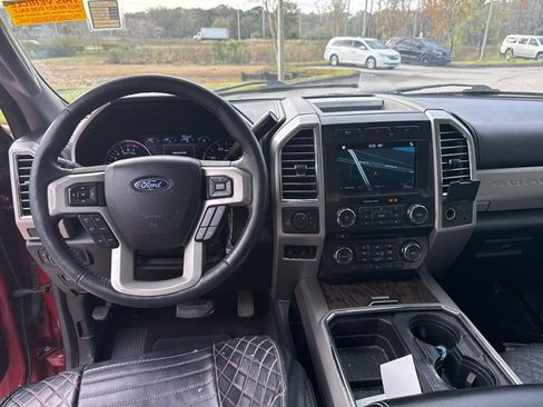 Used 2017 Ford F250 Lariat w/ Lariat Ultimate Package image 11