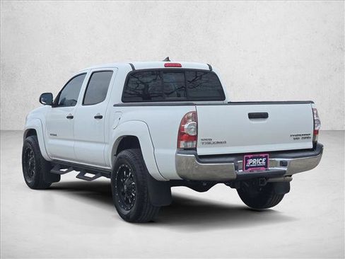 Used 2014 Toyota Tacoma PreRunner w/ SR5 Package image 8