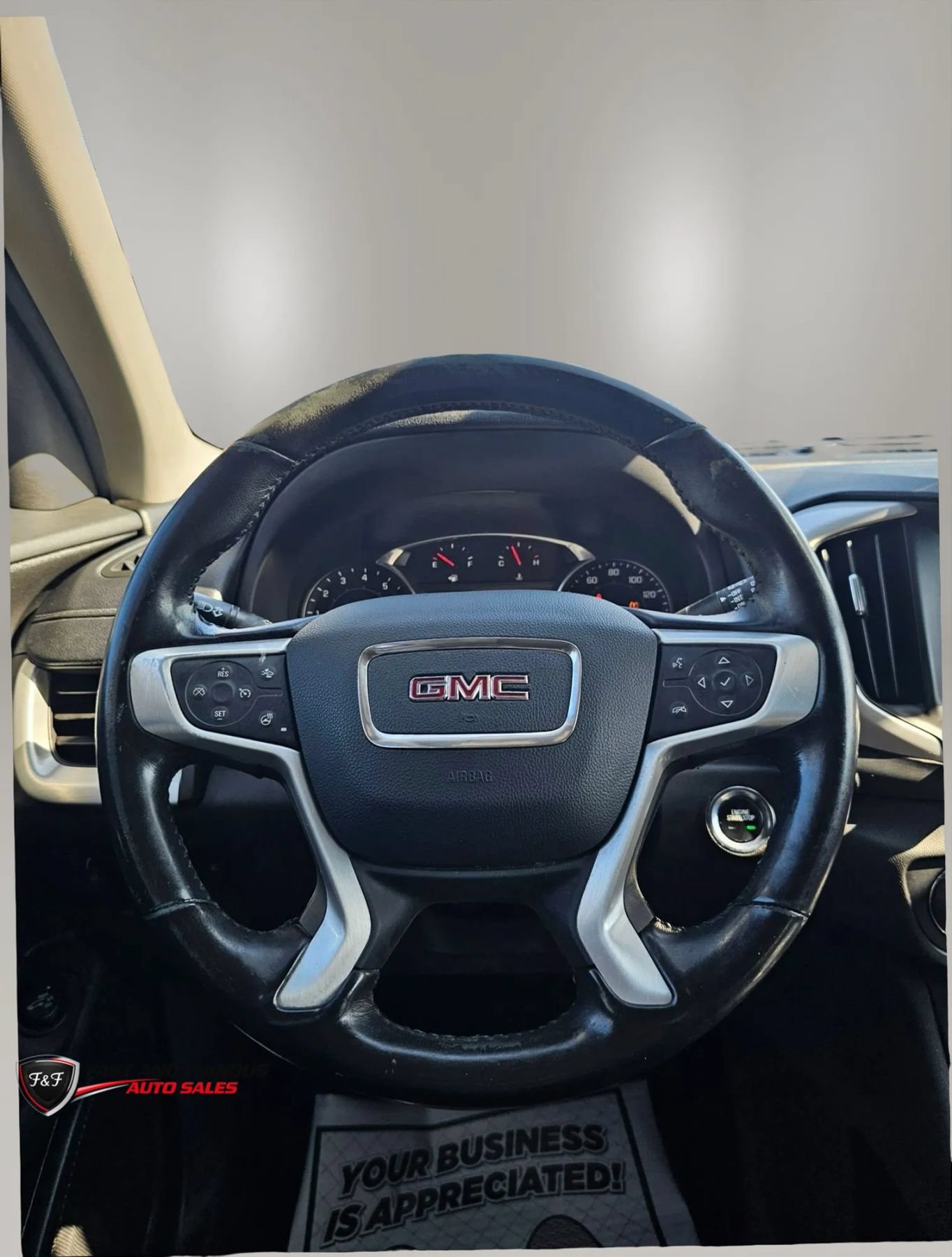 Used 2022 GMC Terrain SLT FWD image 15